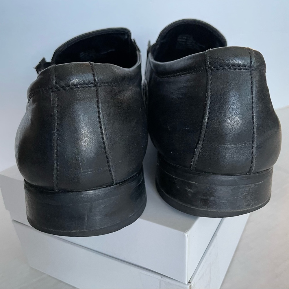 Kenneth Cole, black loafer - Picture 10 of 11